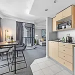 Modern / Best Location / Nha653-501