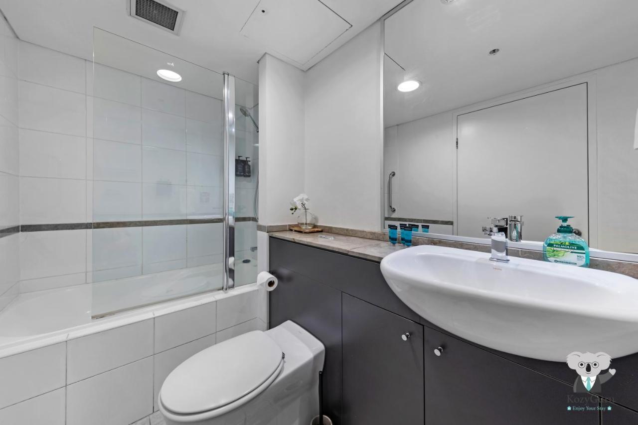 Apartment Modern / Location / Nha653-501 Sydney